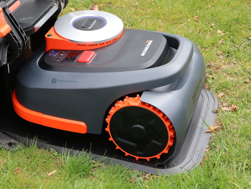 Navimow H210 auto mapping robotplæneklipper.JPG